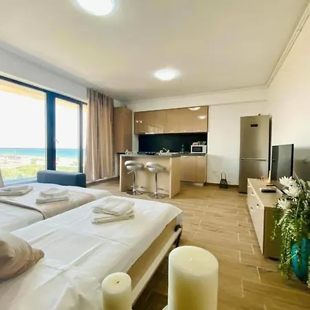 Bliss Sea View ナボダリ